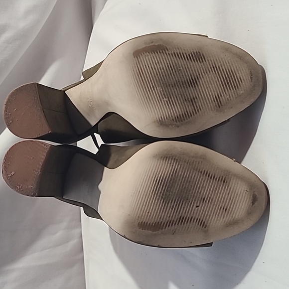 STEVE MADDEN Saffron 7.5 Olive Nubuck - Picture 5 of 9